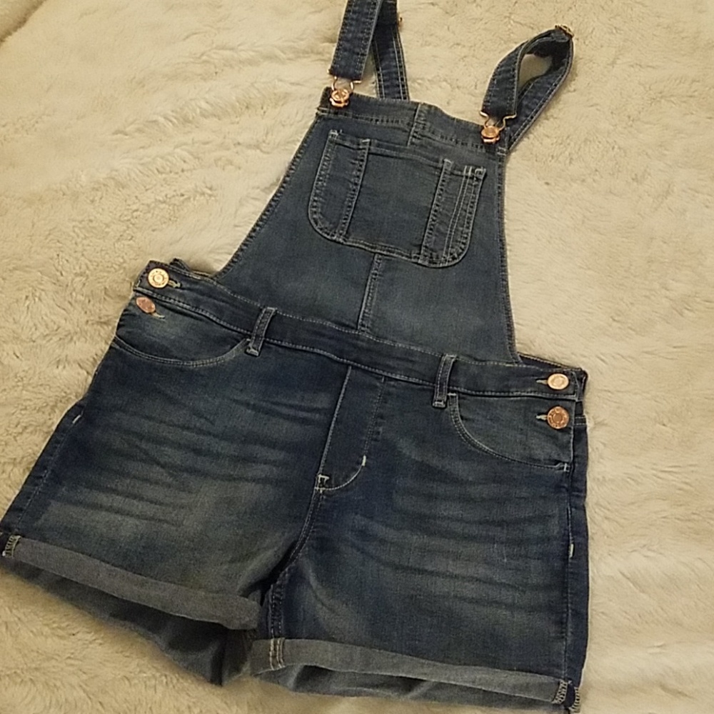 Girls H & M Denim Overall Shorts